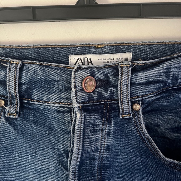 Zara straight blue jeans size 4 - Picture 2 of 5